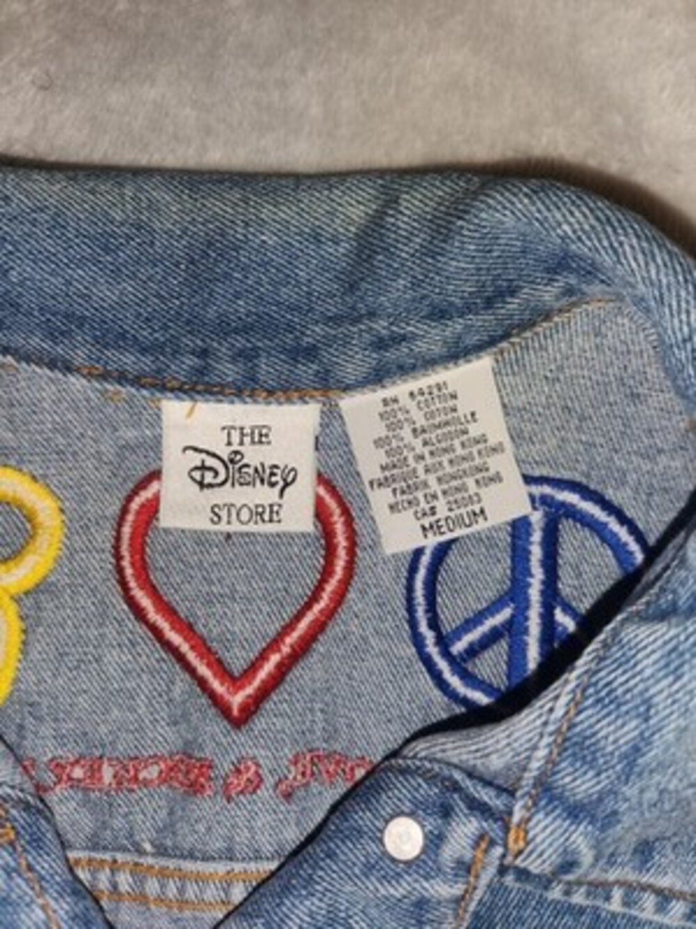 Disney Store Denim Vest Mickey Mouse Embroidered Peace & Hearts Womens Size M - Picture 3 of 6